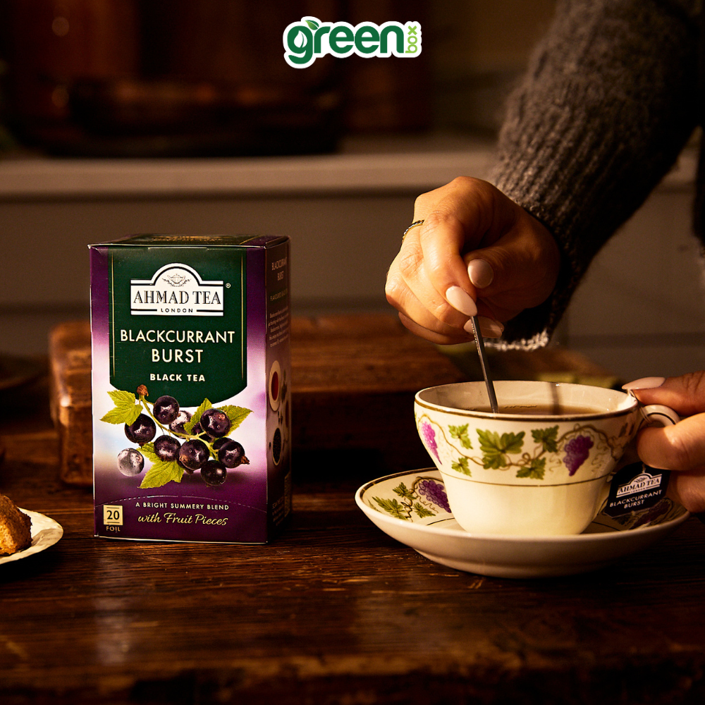Trà quả lý chua đen Ahmad Tea blackcurrant burst 20 túi nhôm, trà Anh hương vị trái cây đậm vị thanh mát